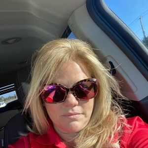 Meet your Posher, Dawn